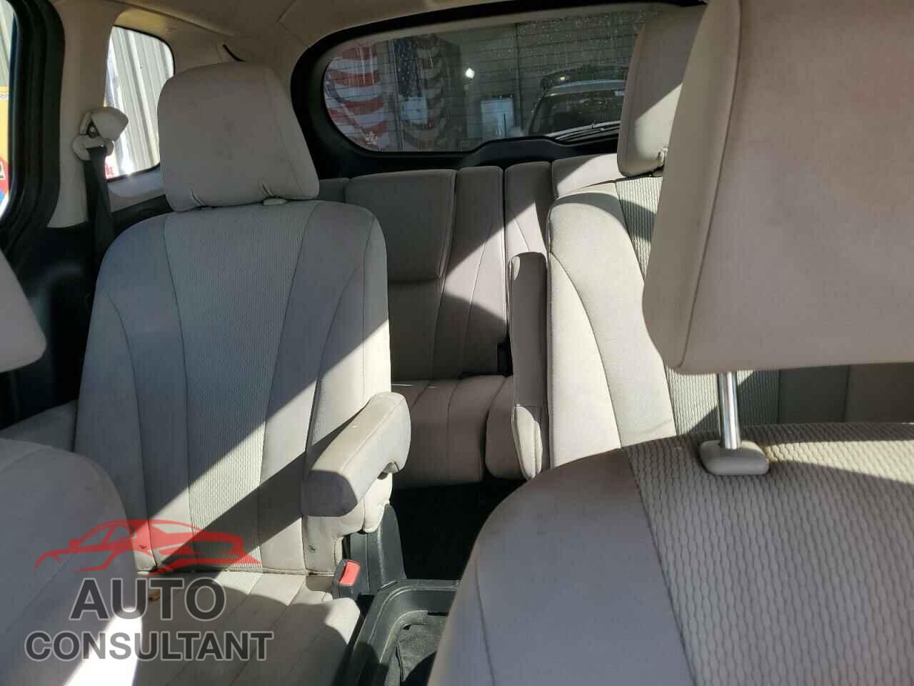 MAZDA 5 2015 - JM1CW2BL7F0181976