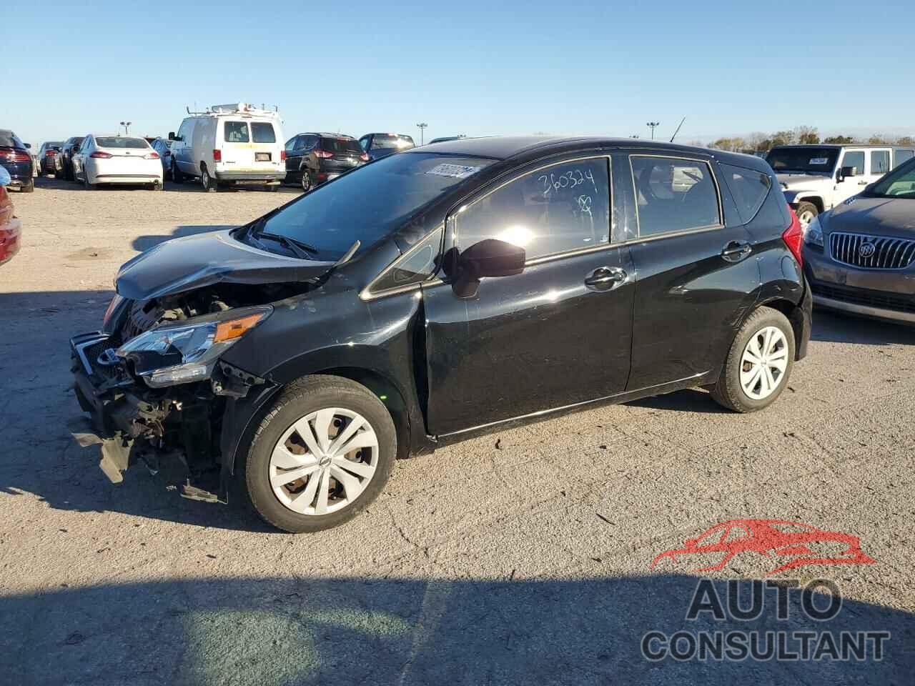 NISSAN VERSA 2018 - 3N1CE2CP1JL360324