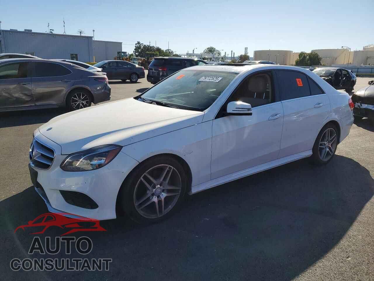 MERCEDES-BENZ E-CLASS 2014 - WDDHF5KB8EB003582