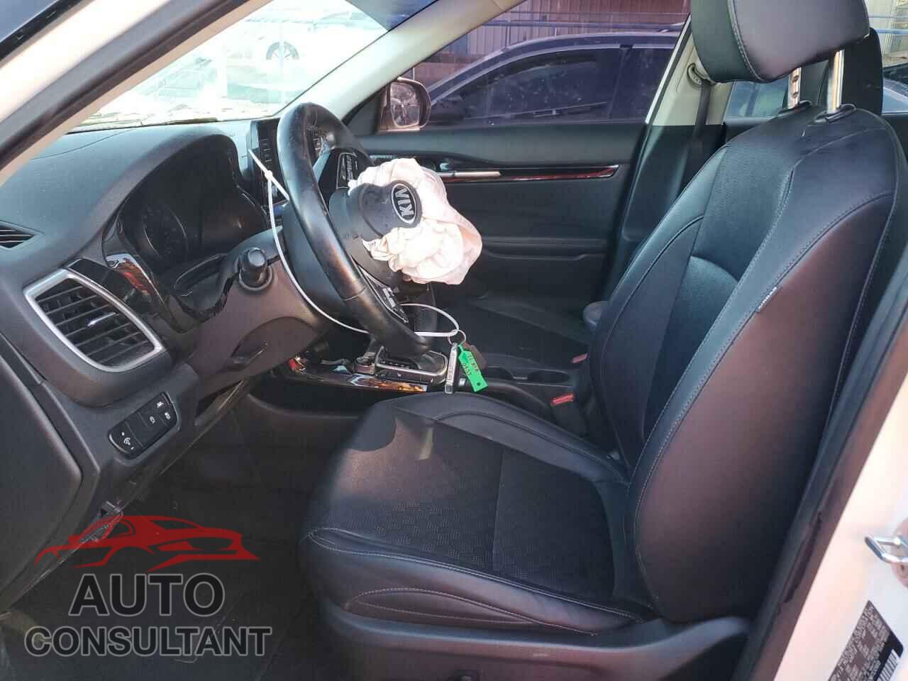 KIA SELTOS 2021 - KNDERCAA0M7120933