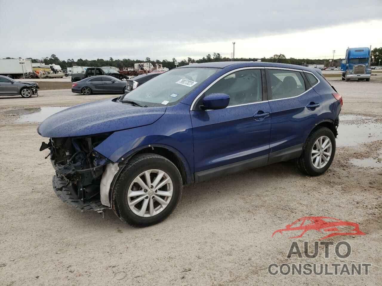 NISSAN ROGUE 2018 - JN1BJ1CP1JW158787