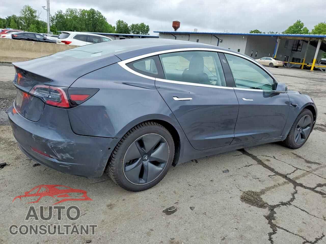 TESLA MODEL 3 2018 - 5YJ3E1EA5JF101995