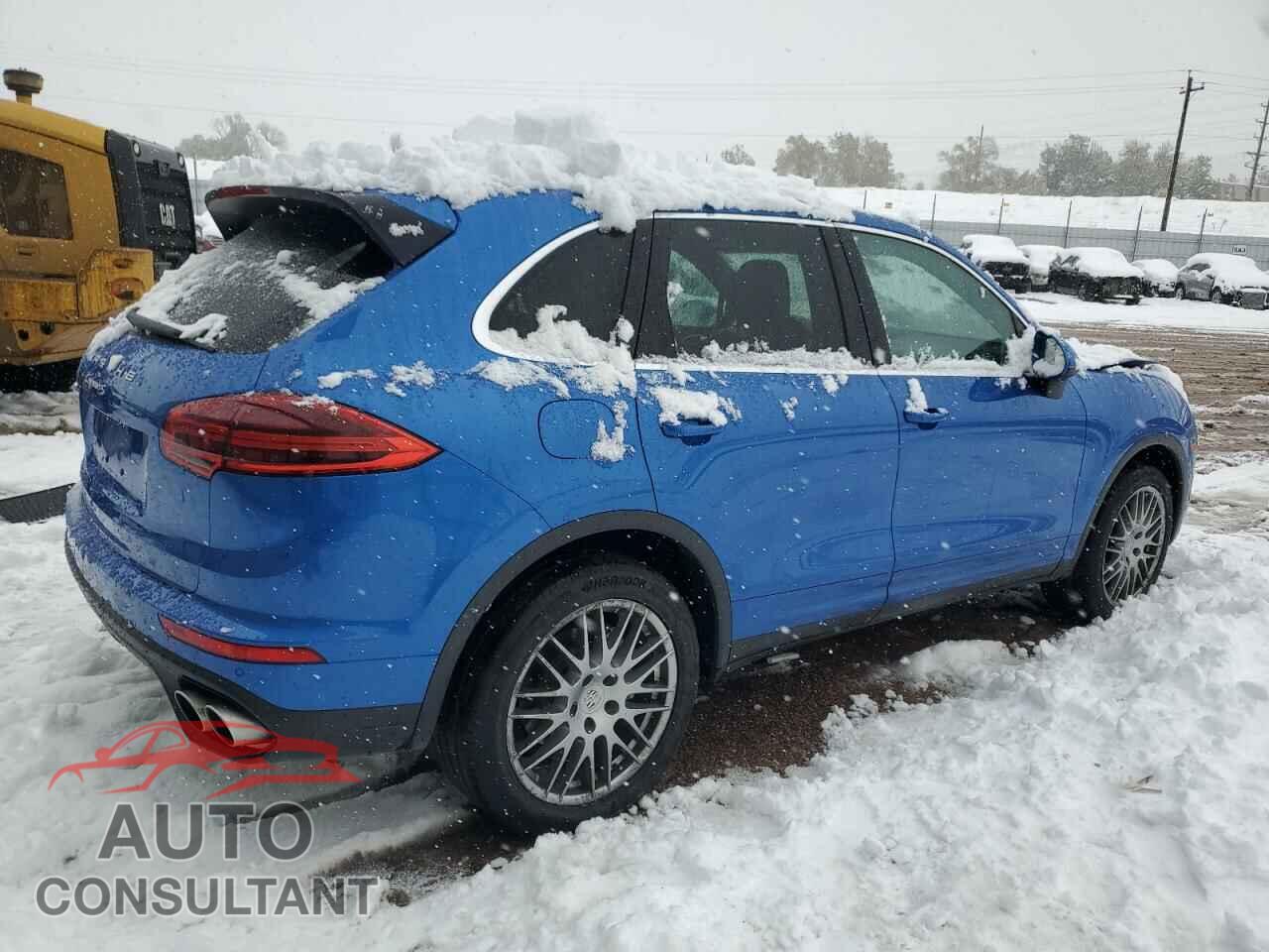 PORSCHE CAYENNE 2017 - WP1AB2A20HLA53106