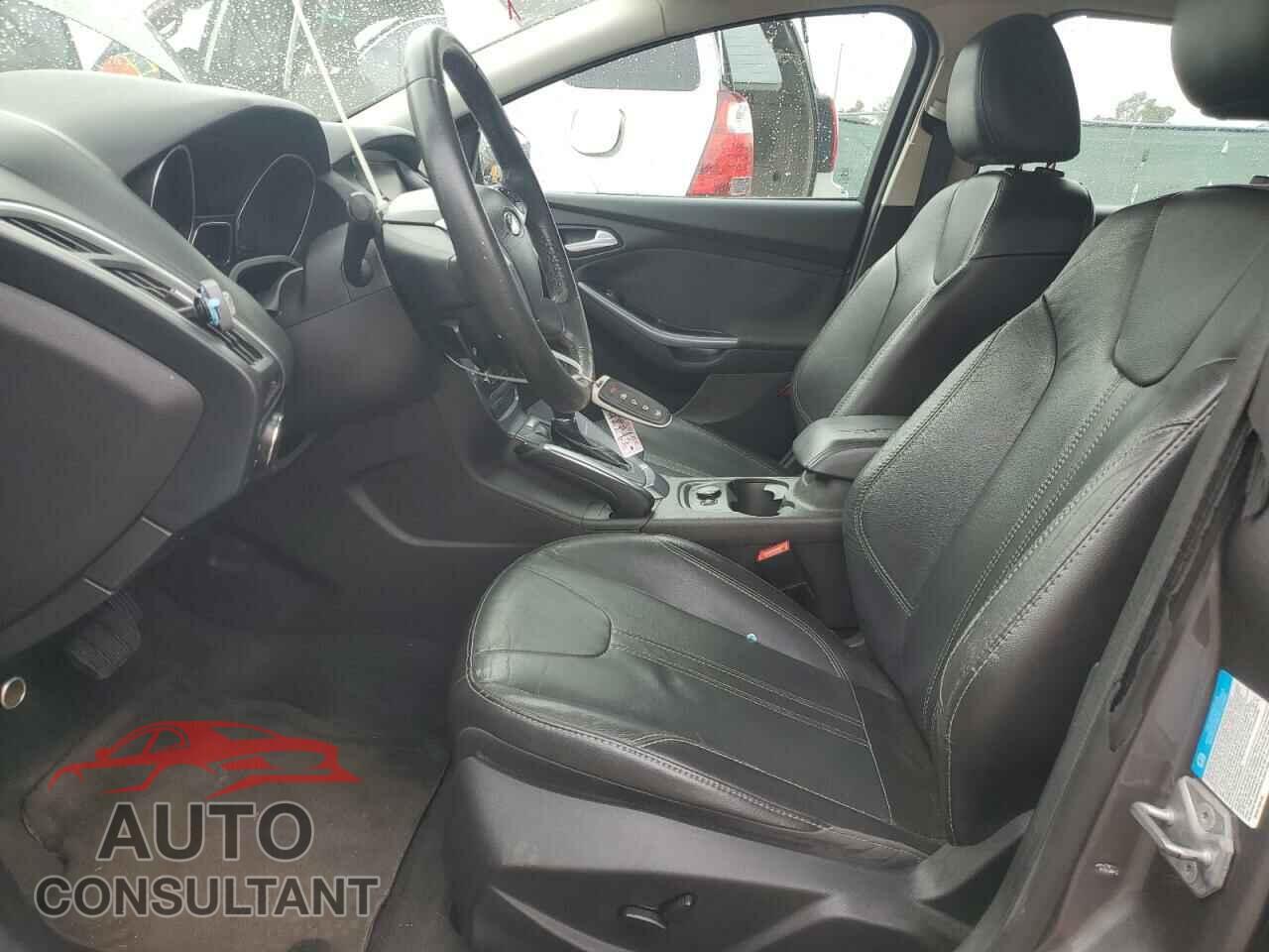 FORD FOCUS 2014 - 1FADP3N29EL159877