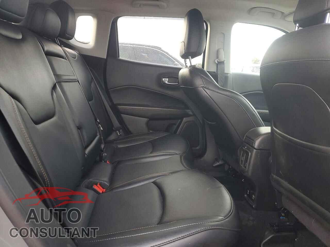 JEEP COMPASS 2019 - 3C4NJDCBXKT812421