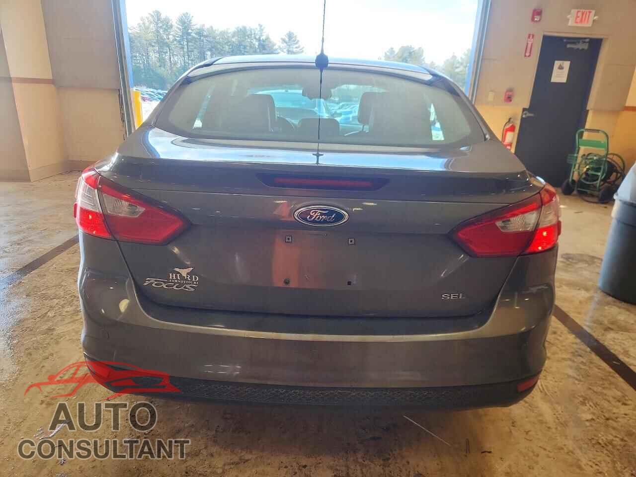 FORD FOCUS 2012 - 1FAHP3H29CL332470