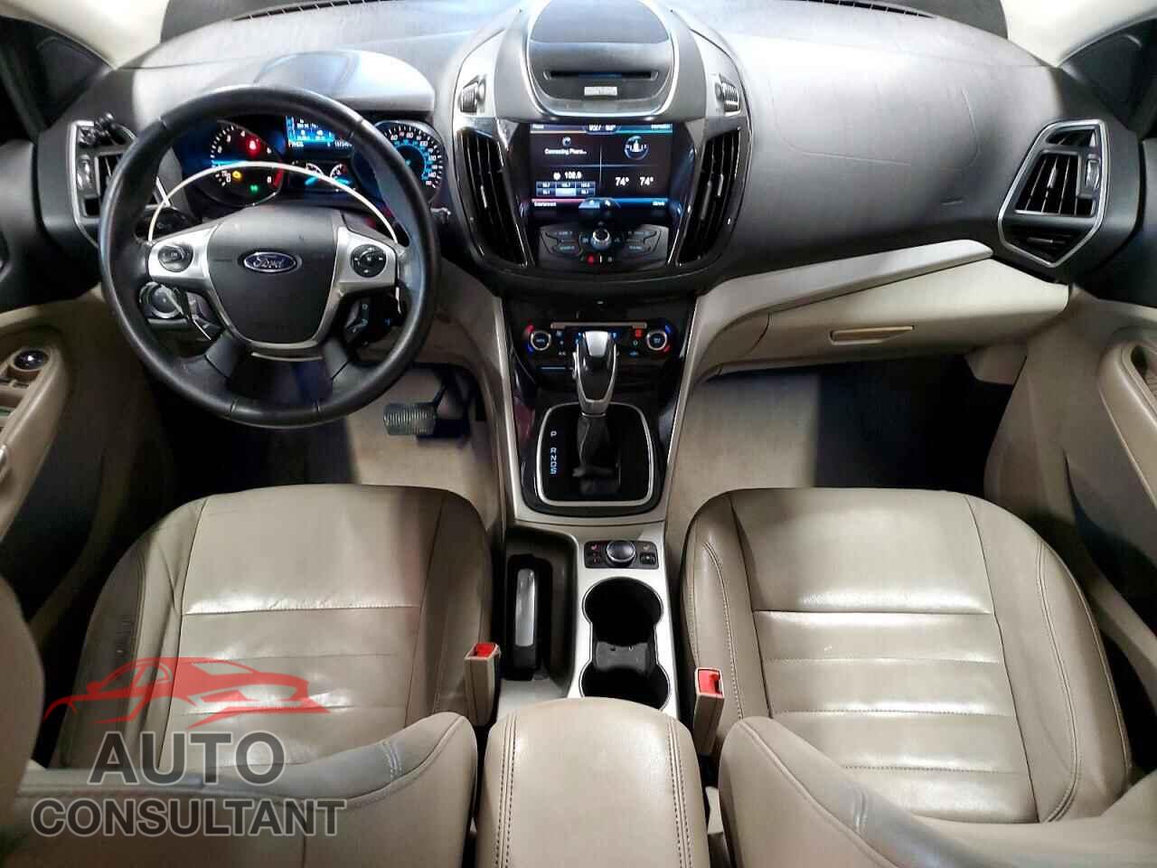 FORD ESCAPE 2013 - 1FMCU9H94DUC37982