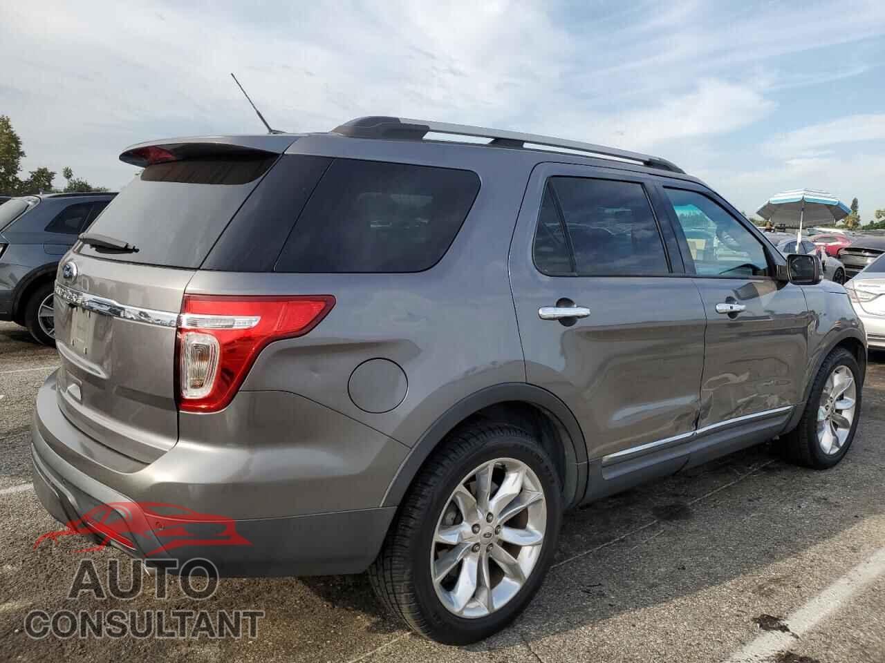 FORD EXPLORER 2013 - 1FM5K7F86DGB77957