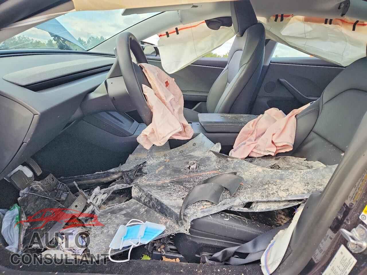 TESLA MODEL 3 2025 - 5YJ3E1EA3SF917007