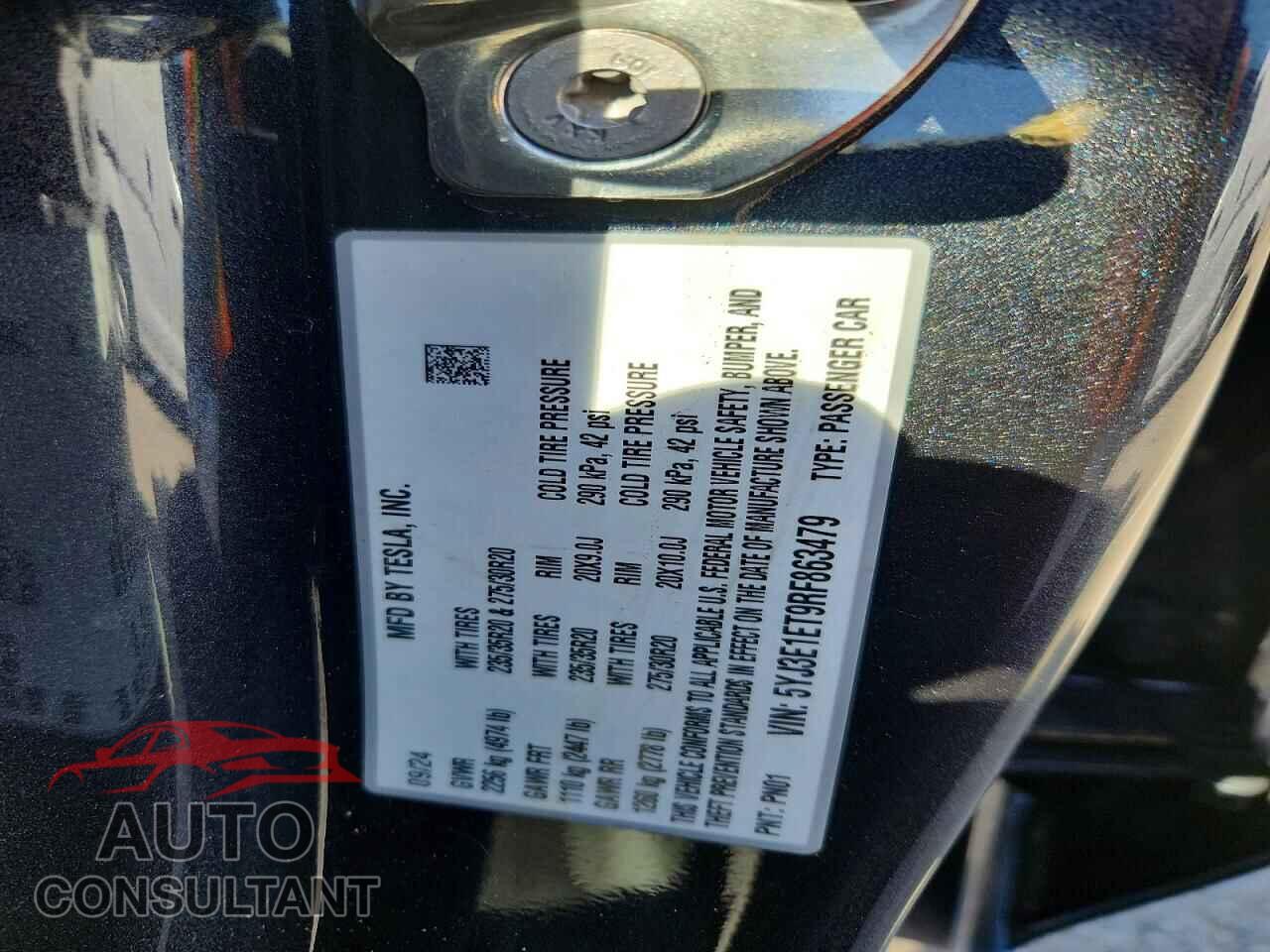 TESLA MODEL 3 2024 - 5YJ3E1ET9RF863479