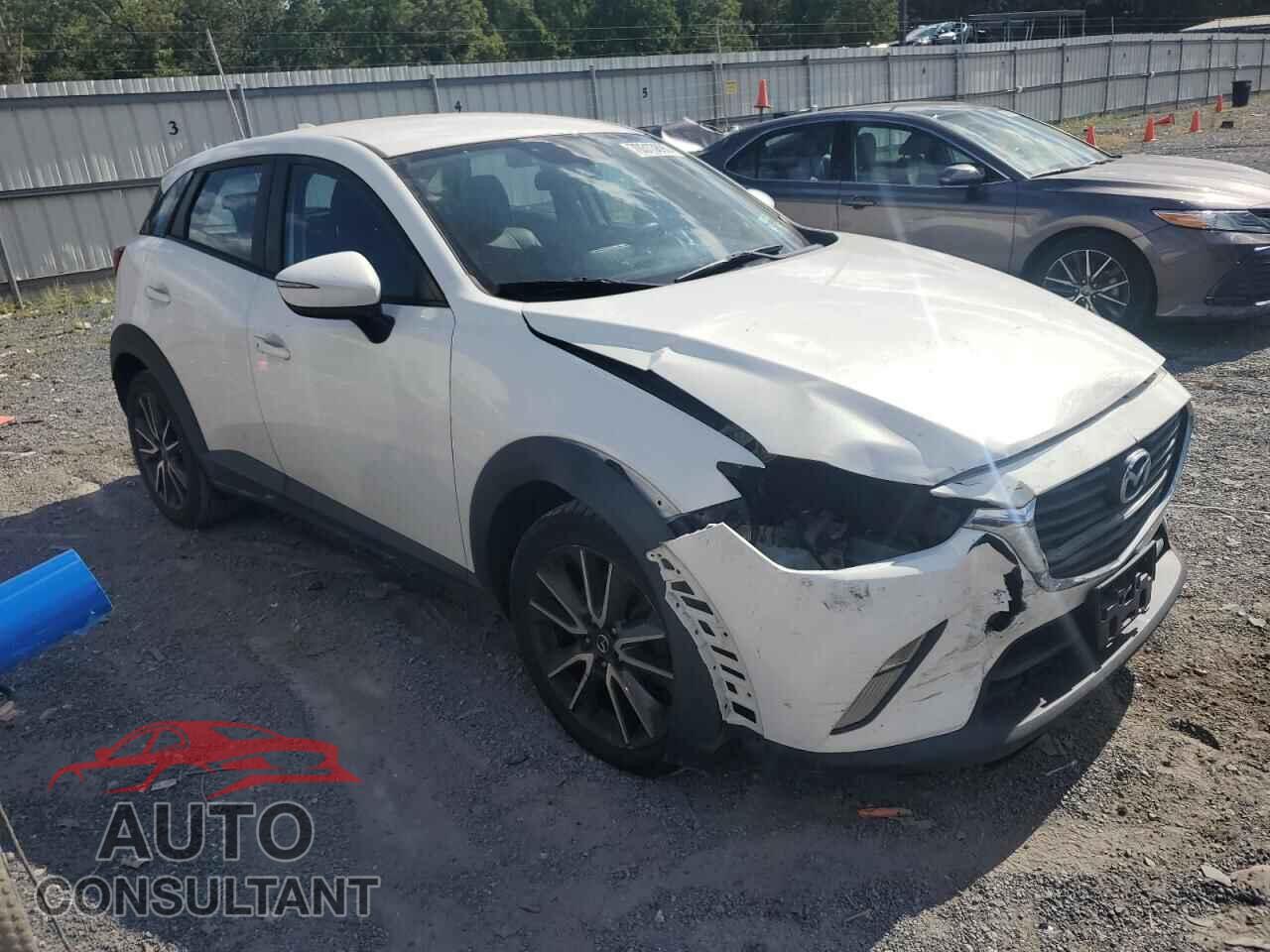 MAZDA CX-3 2017 - JM1DKFC72H0149657