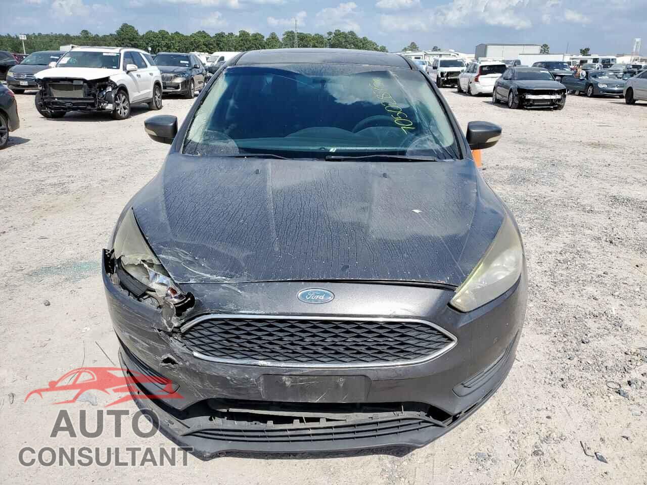 FORD FOCUS 2017 - 1FADP3H26HL303367