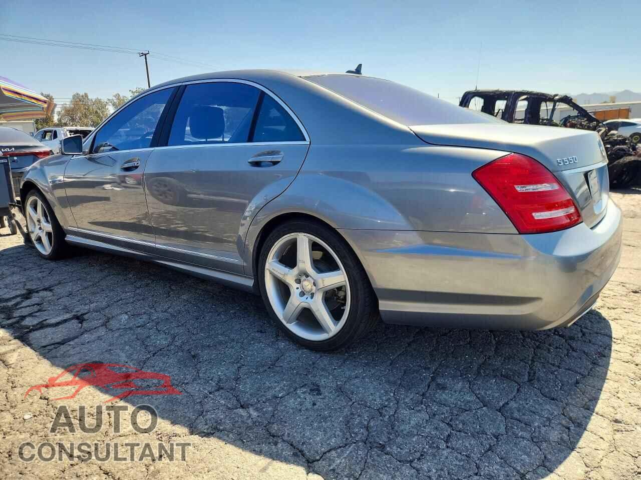 MERCEDES-BENZ S-CLASS 2013 - WDDNG7DB2DA525184