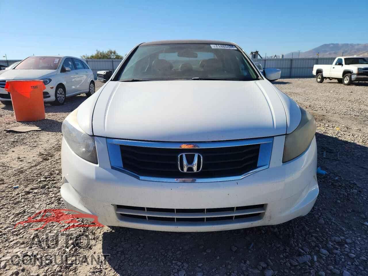 HONDA ACCORD 2010 - 1HGCP2F44AA097571