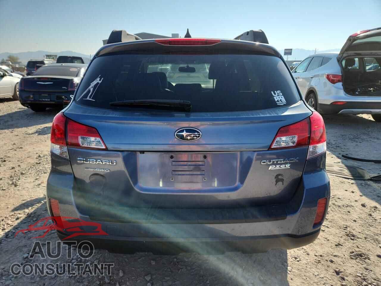 SUBARU OUTBACK 2014 - 4S4BRBLC8E3328512