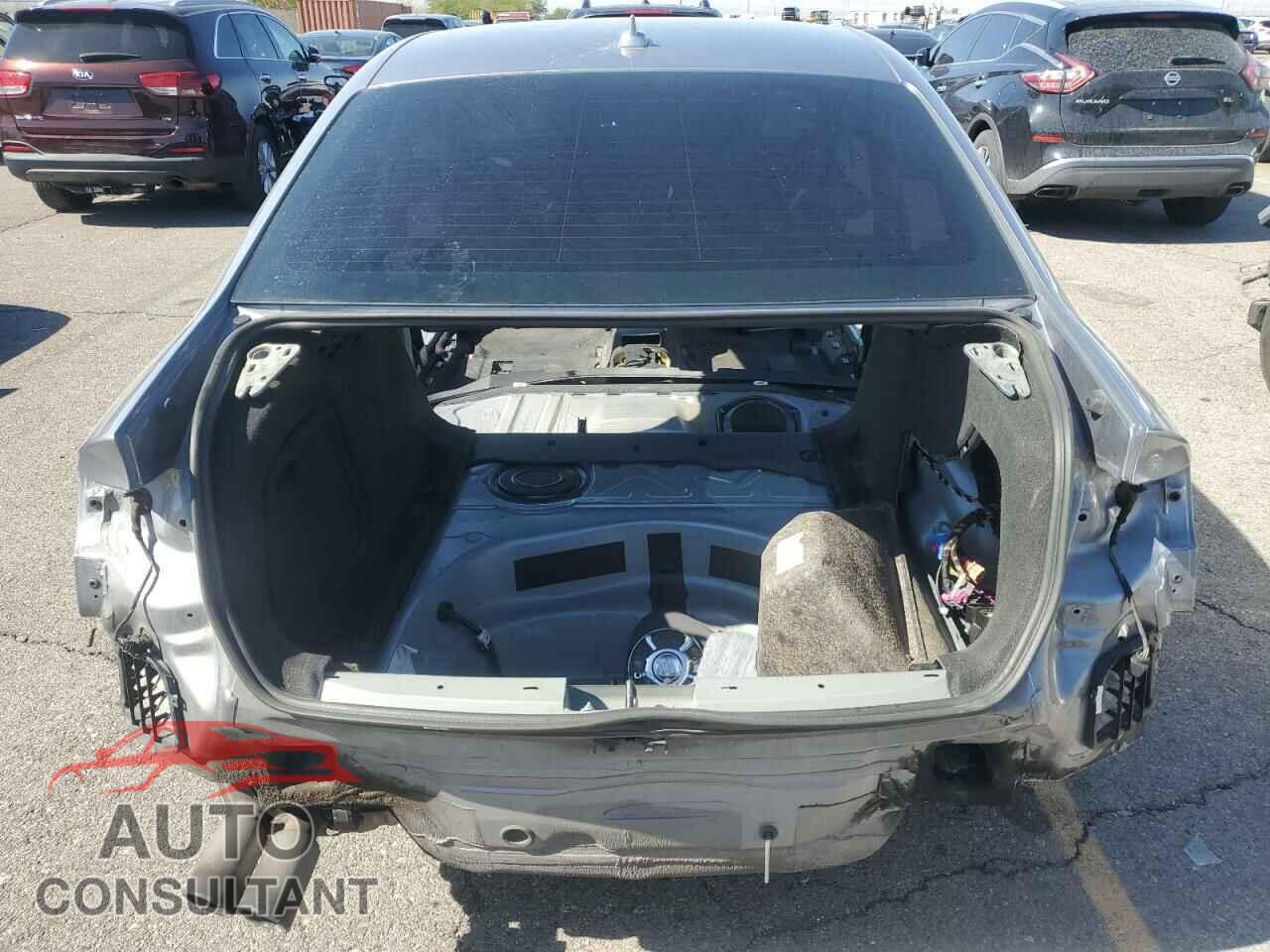 AUDI A4 2016 - WAUEFAFL2GA009487