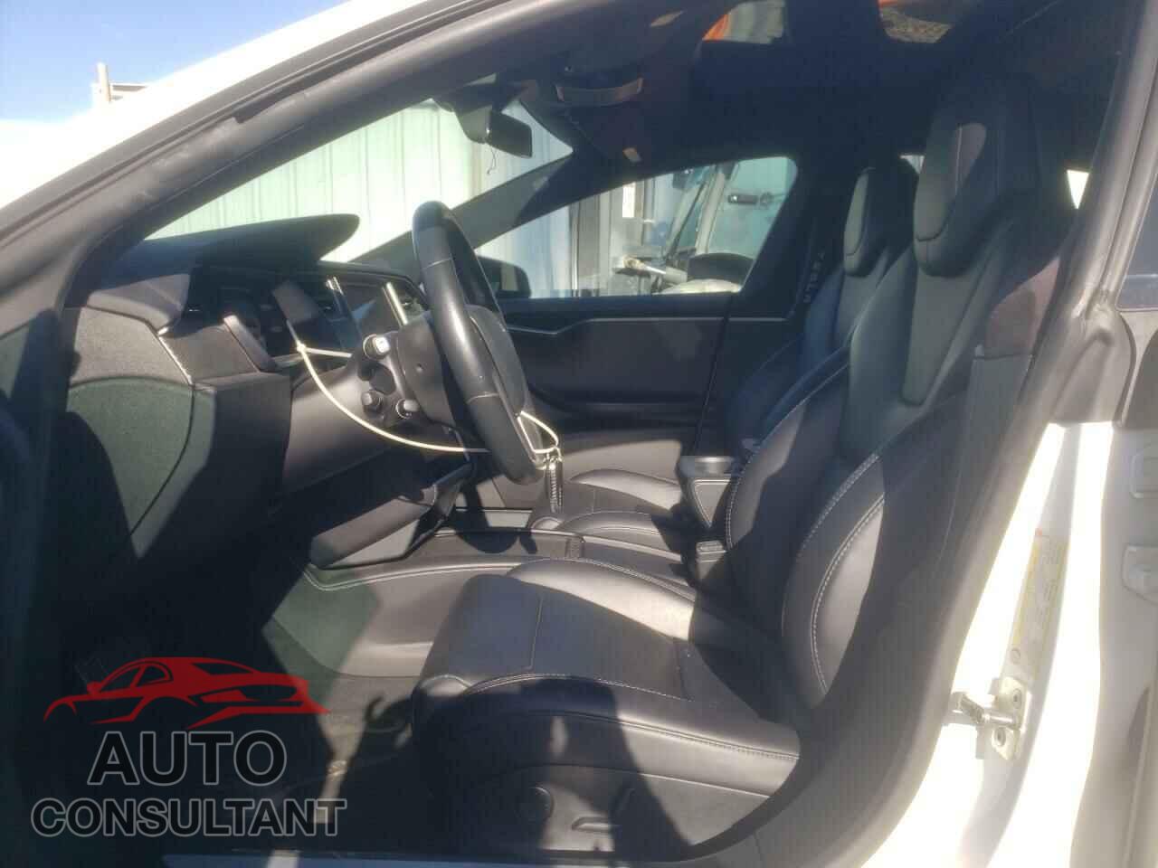 TESLA MODEL S 2018 - 5YJSA1E24JF284127