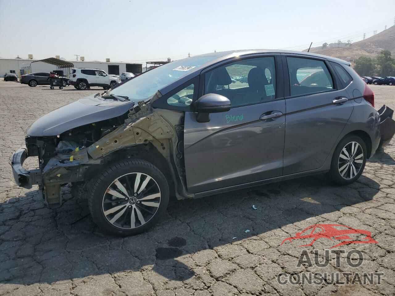 HONDA FIT 2018 - 3HGGK5H82JM719895