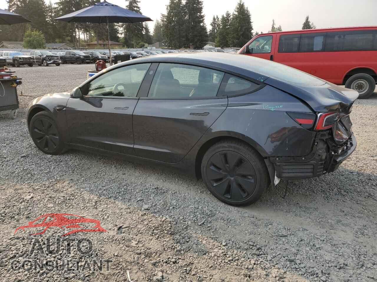 TESLA MODEL 3 2024 - 5YJ3E1EA1RF866116