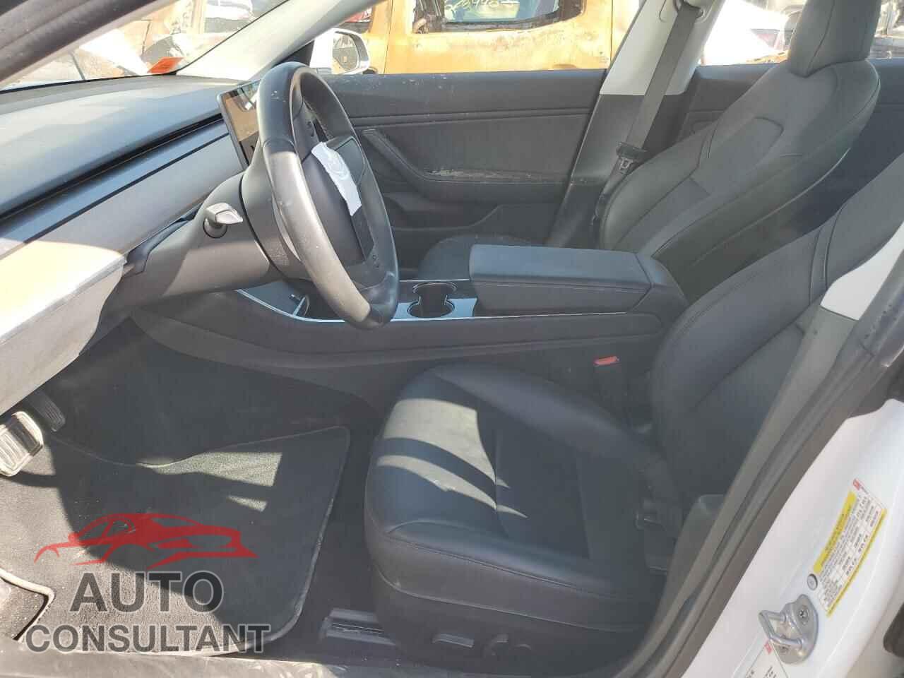 TESLA MODEL 3 2018 - 5YJ3E1EB9JF092291