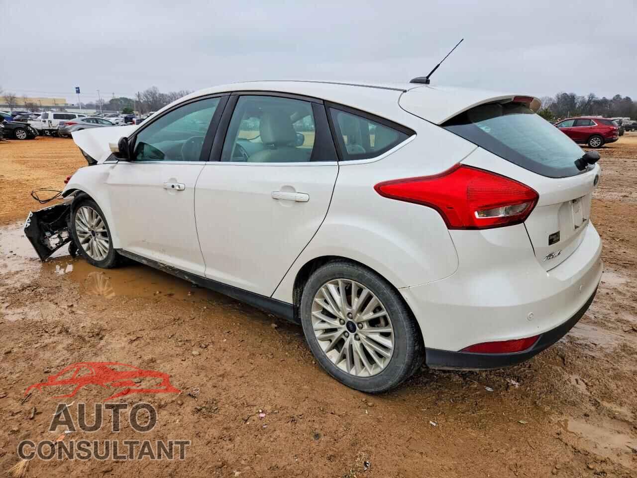 FORD FOCUS 2016 - 1FADP3N28GL307052