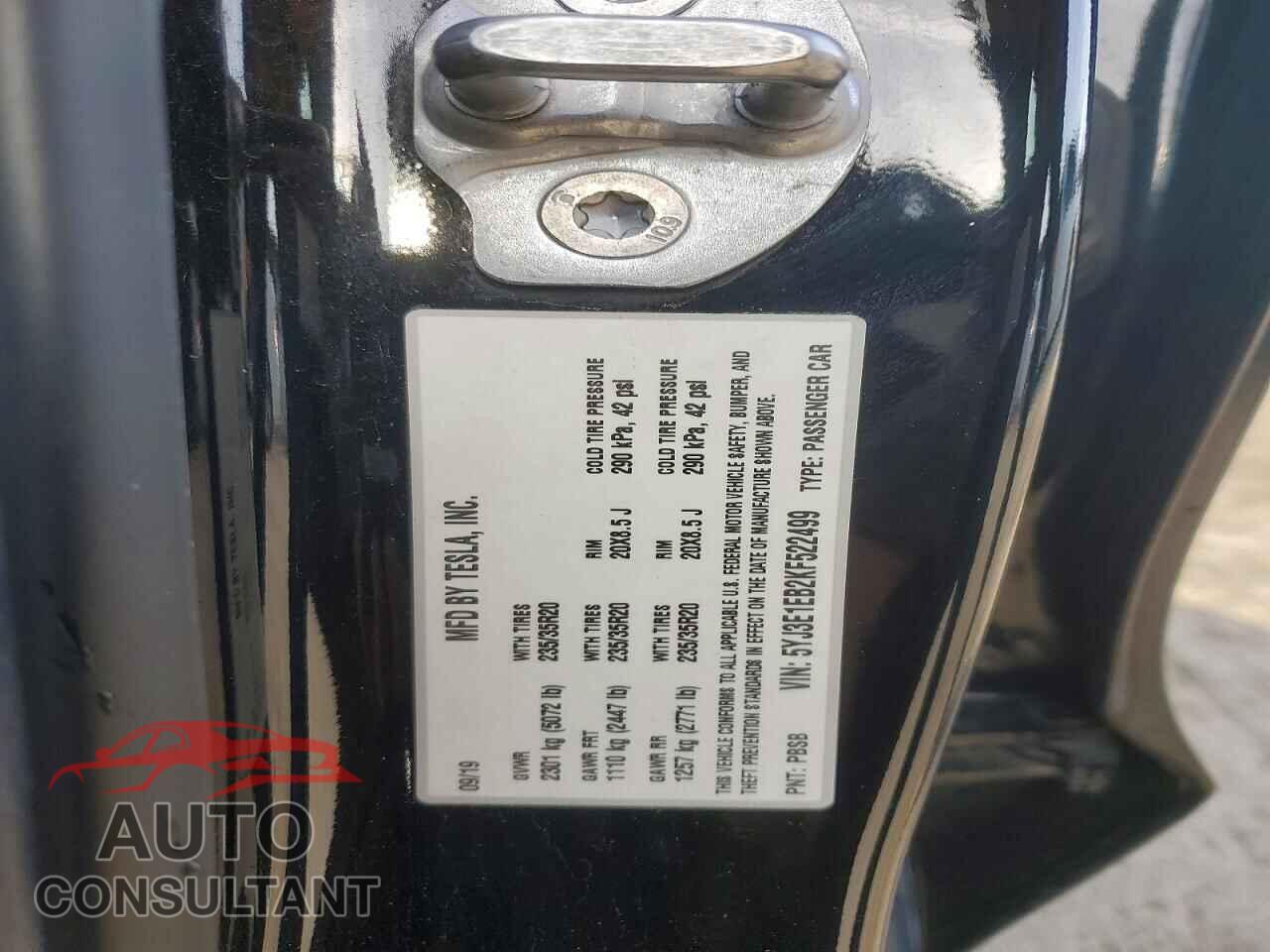 TESLA MODEL 3 2019 - 5YJ3E1EB2KF522499