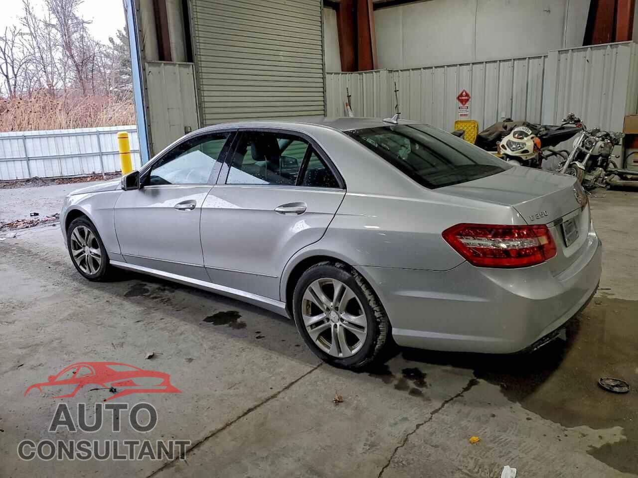 MERCEDES-BENZ E-CLASS 2010 - WDDHF8HB6AA098586