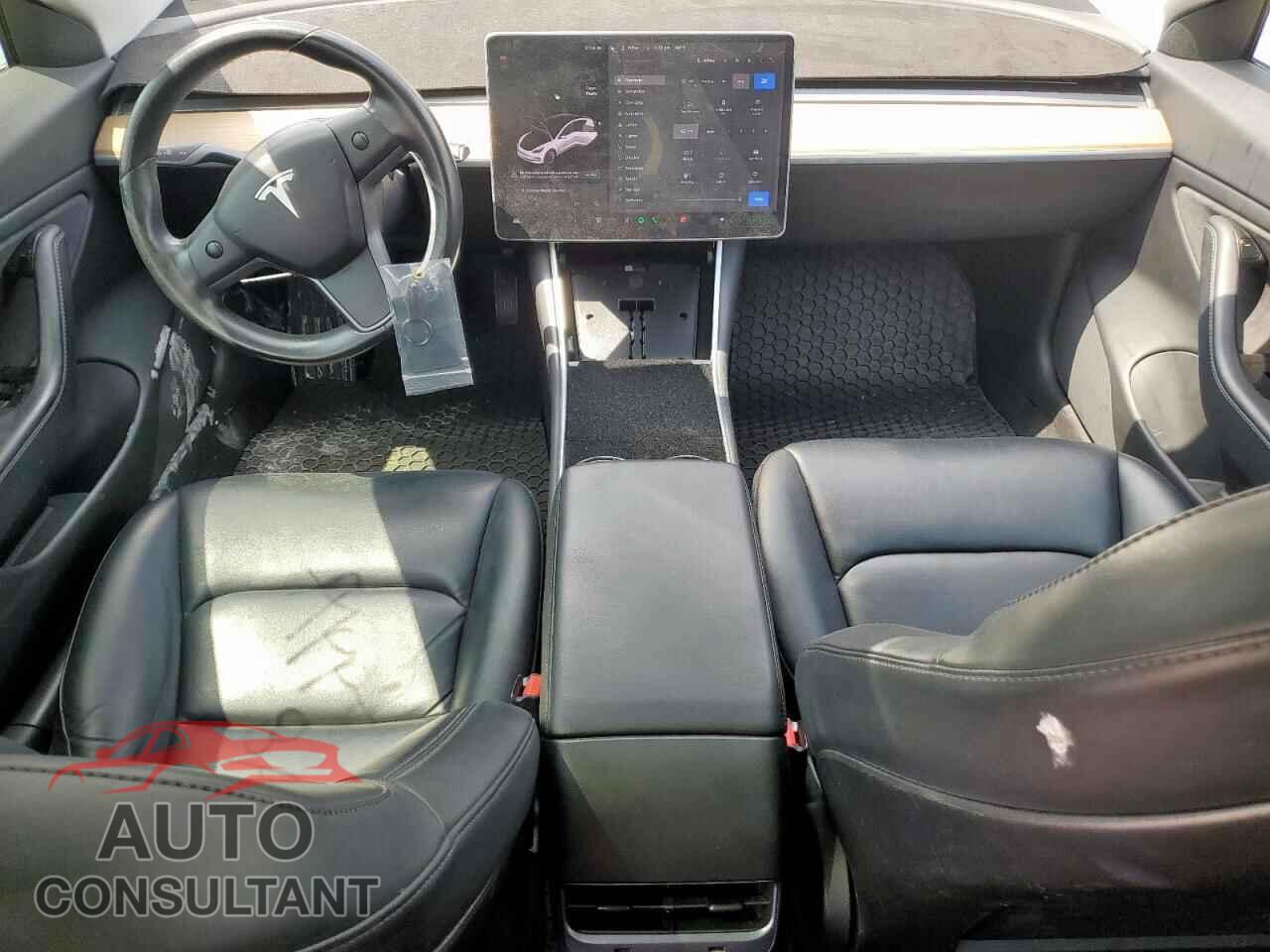 TESLA MODEL 3 2018 - 5YJ3E1EA4JF109411