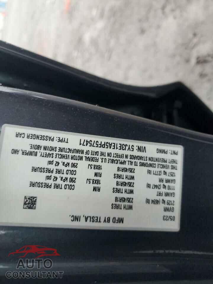 TESLA MODEL 3 2023 - 5YJ3E1EA5PF575471