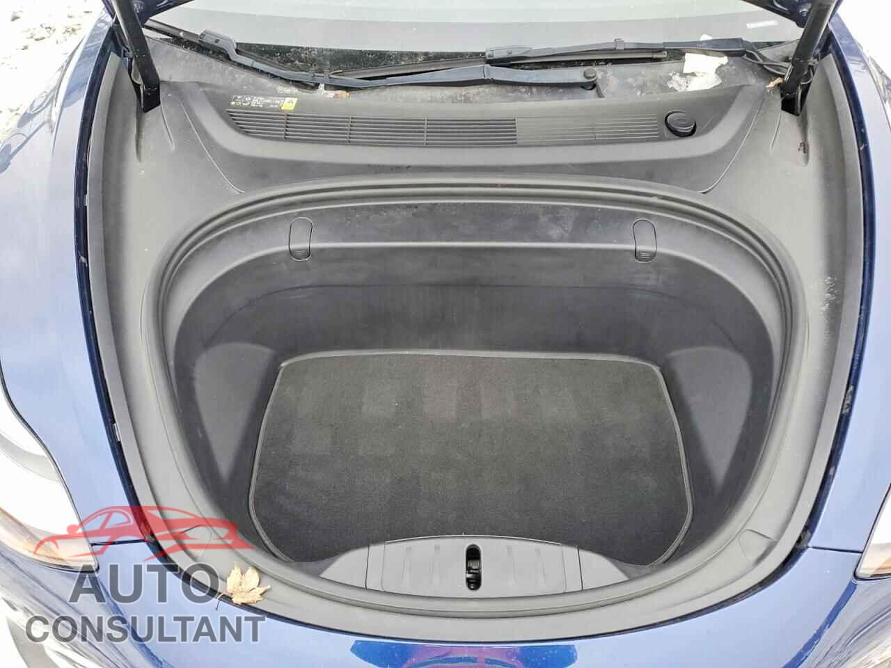 TESLA MODEL 3 2018 - 5YJ3E1EB3JF096594
