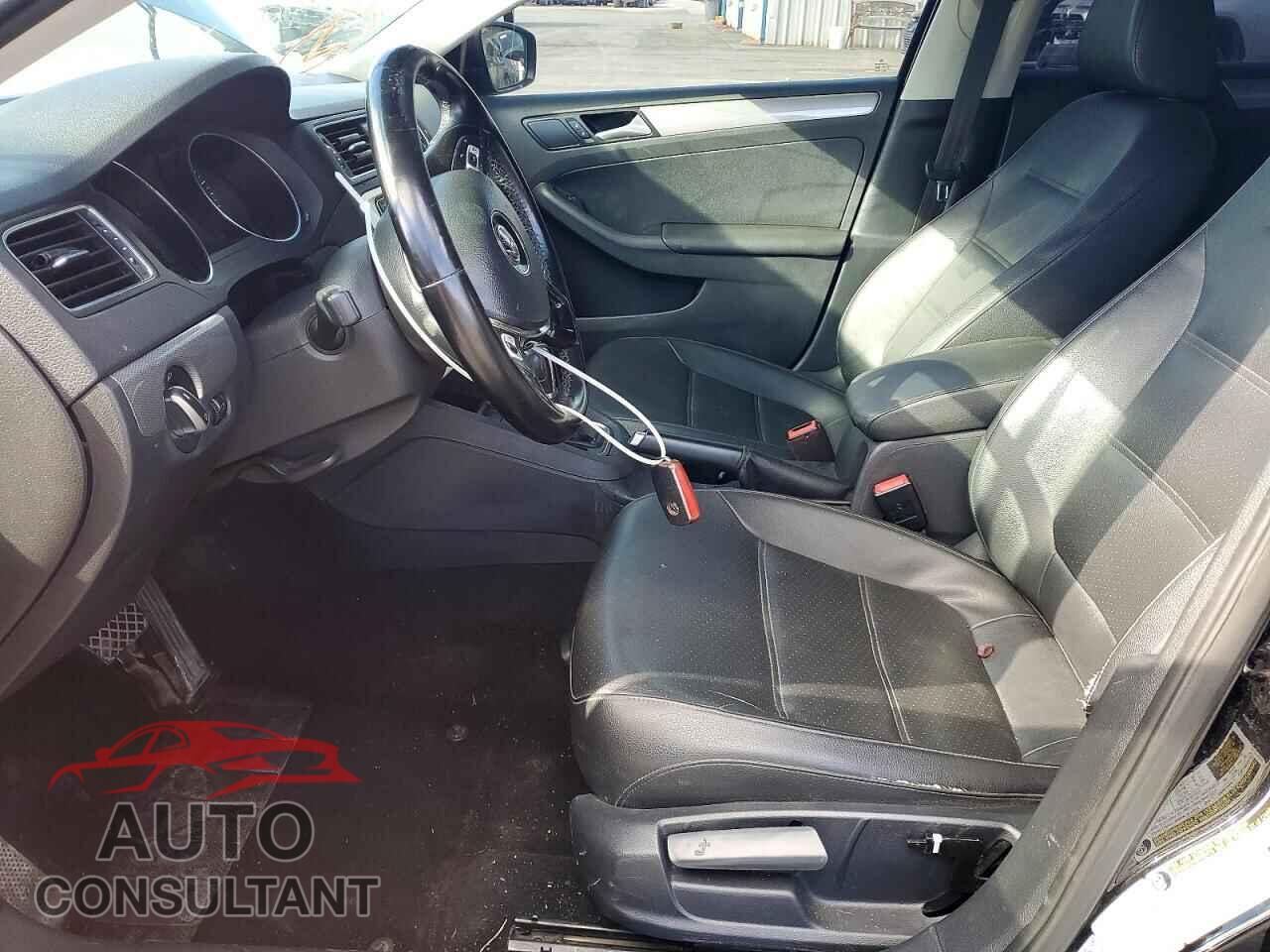VOLKSWAGEN JETTA 2017 - 3VWDB7AJ8HM414399
