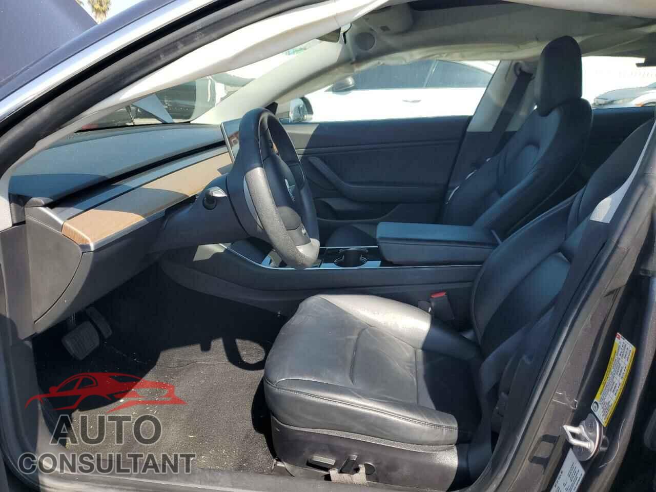 TESLA MODEL 3 2019 - 5YJ3E1EA4KF425487