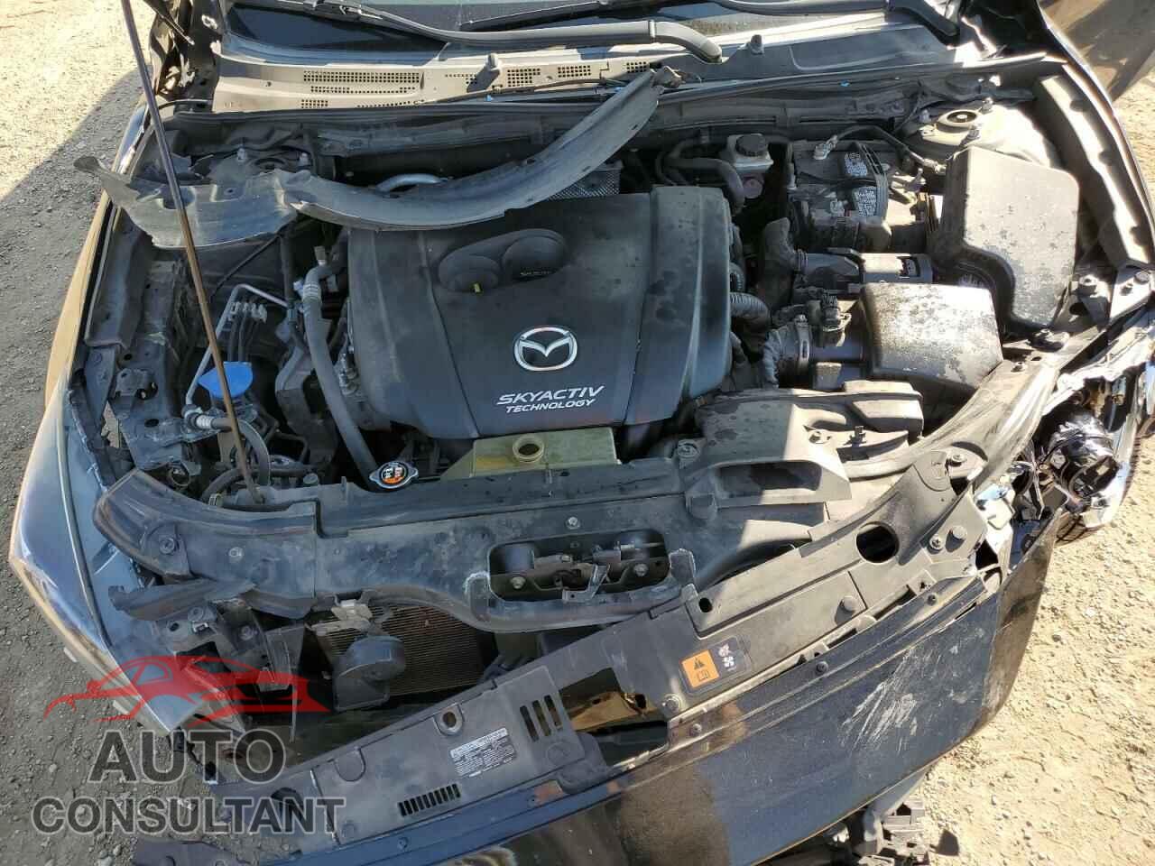 MAZDA 3 2017 - 3MZBN1V74HM147093
