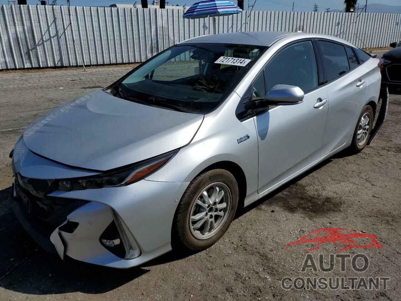 TOYOTA PRIUS 2020 - JTDKARFP7L3138099