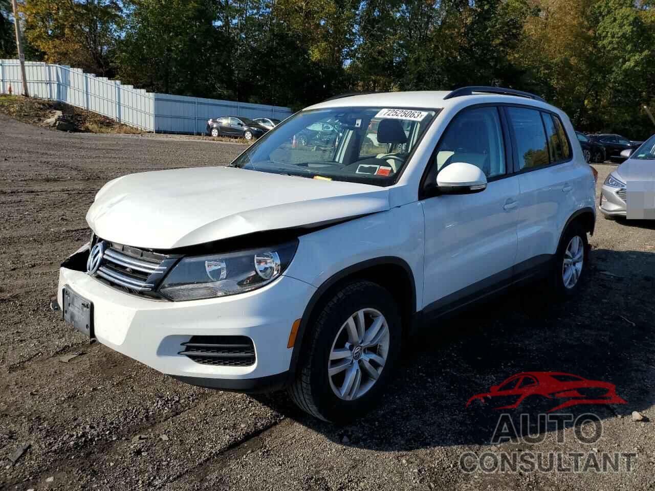 VOLKSWAGEN TIGUAN 2017 - WVGBV7AX9HK026414