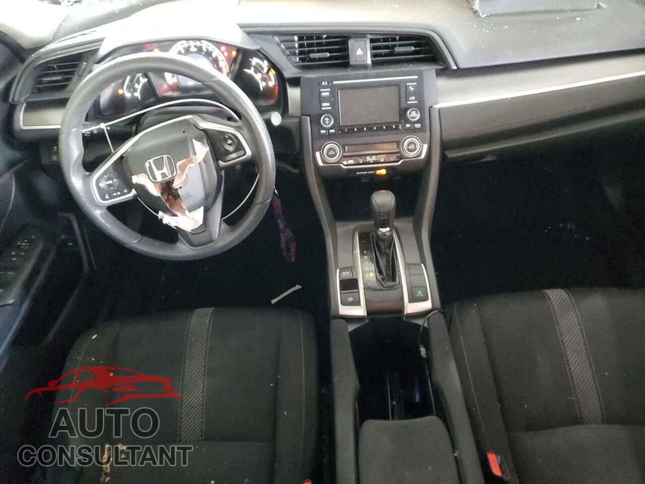 HONDA CIVIC 2017 - 2HGFC2F58HH568084