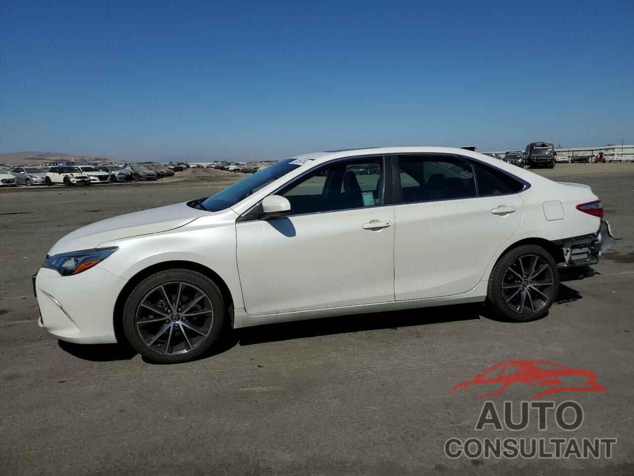 TOYOTA CAMRY 2016 - 4T1BK1FK3GU575533