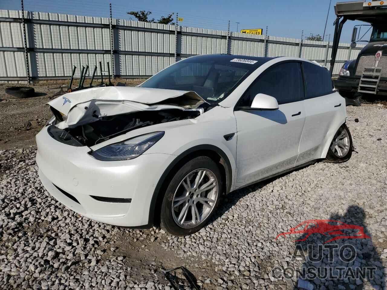 TESLA MODEL Y 2021 - 5YJYGDEEXMF212339