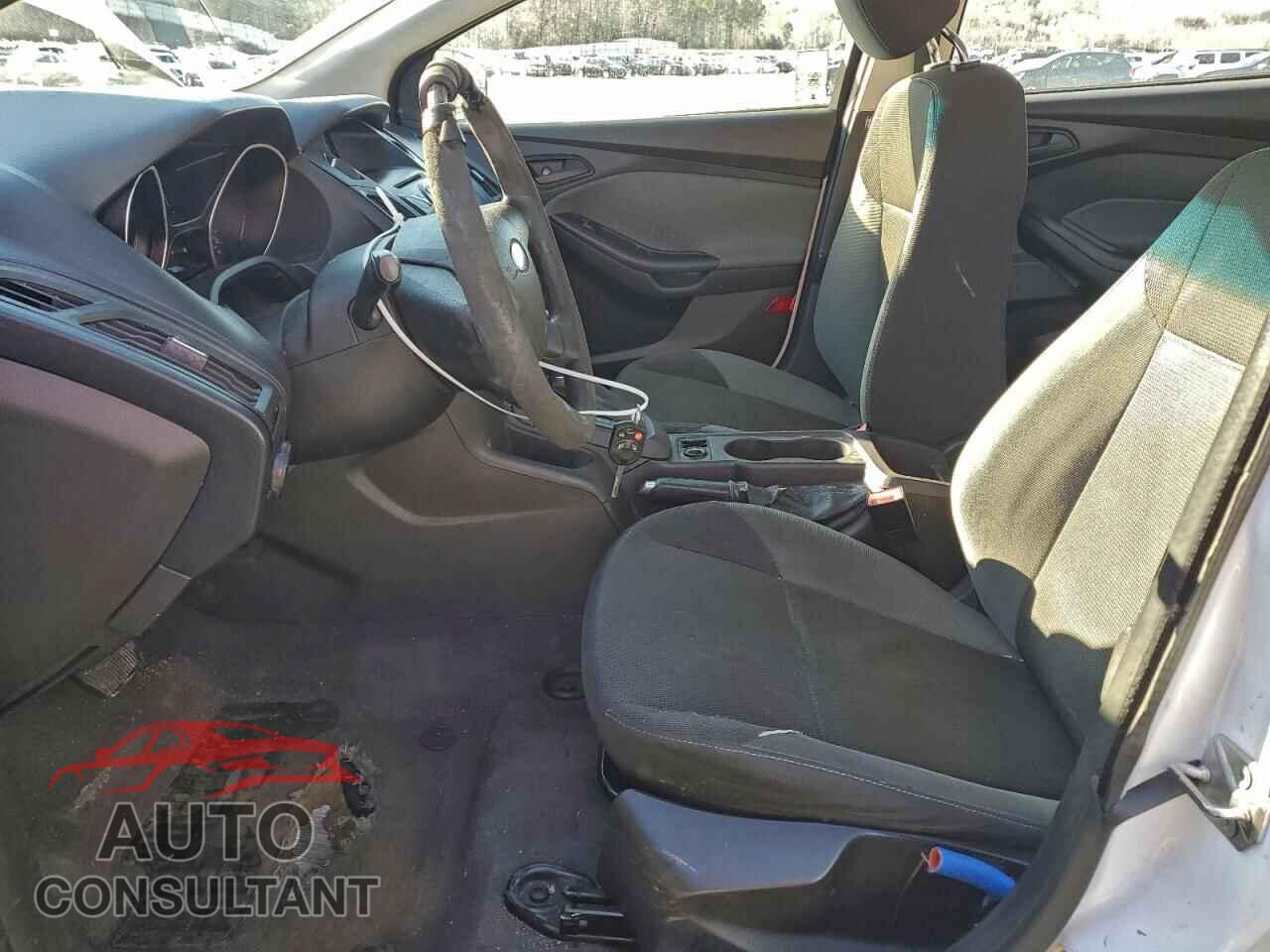 FORD FOCUS 2012 - 1FAHP3E27CL132028