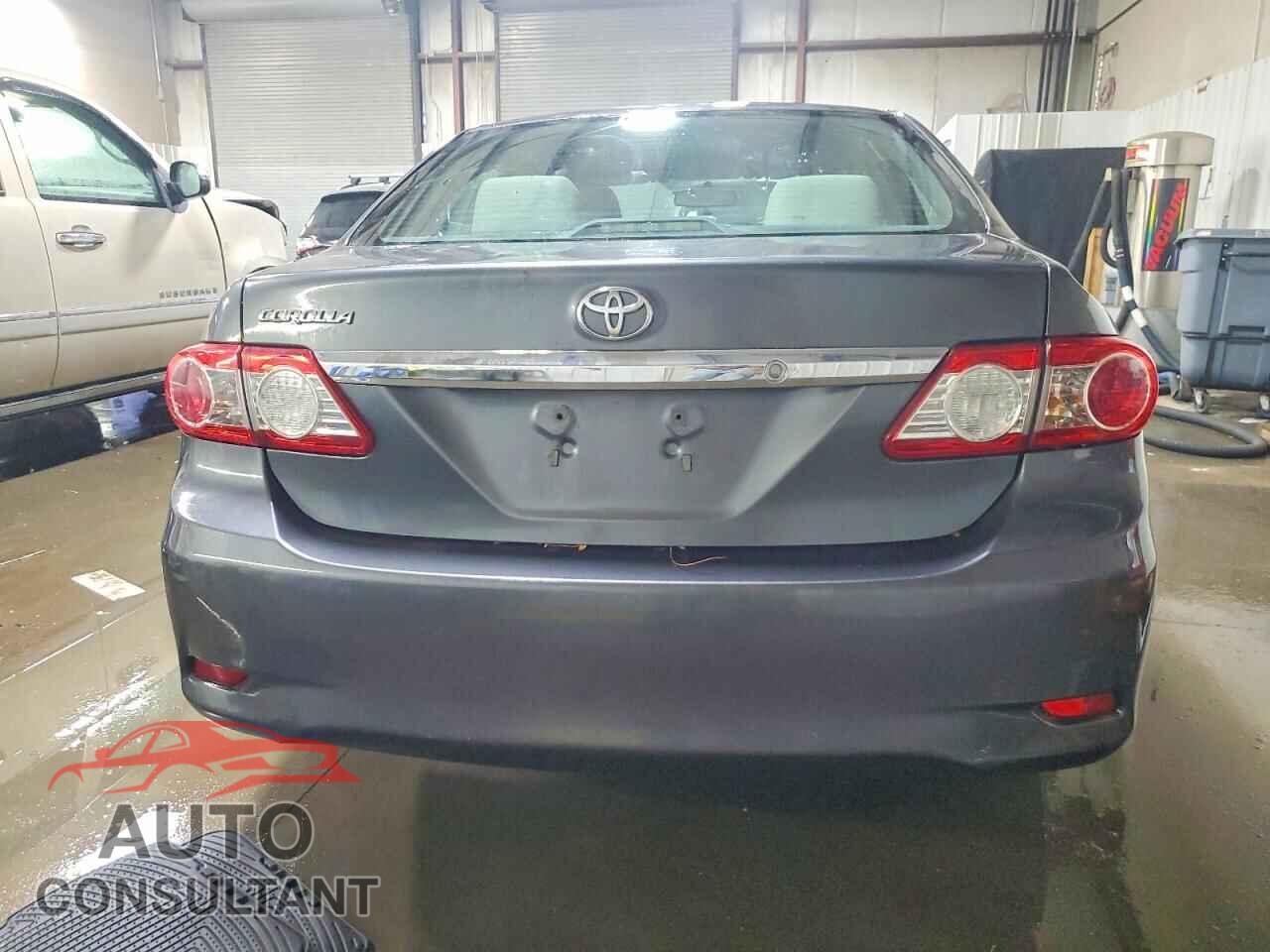 TOYOTA COROLLA 2012 - 2T1BU4EE9CC773052