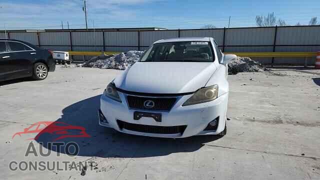LEXUS IS 2013 - JTHCF5C22D5063467