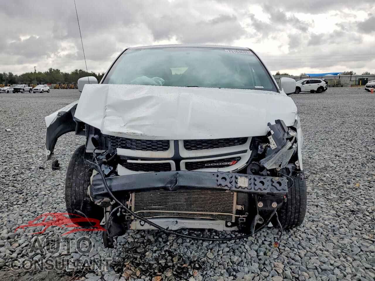 DODGE CARAVAN 2018 - 2C4RDGEG8JR214686