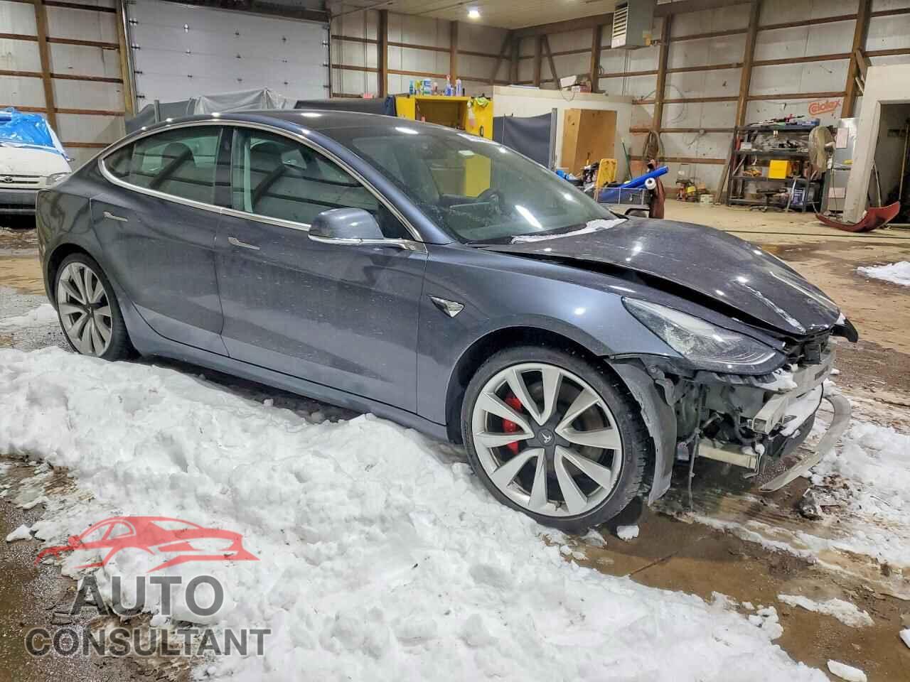 TESLA MODEL 3 2019 - 5YJ3E1EB8KF454838