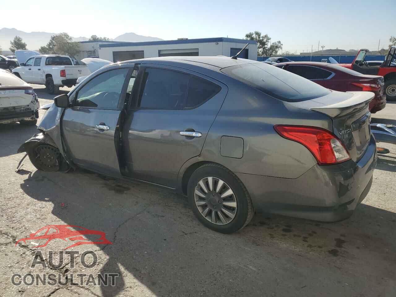 NISSAN VERSA 2018 - 3N1CN7AP9JL881663