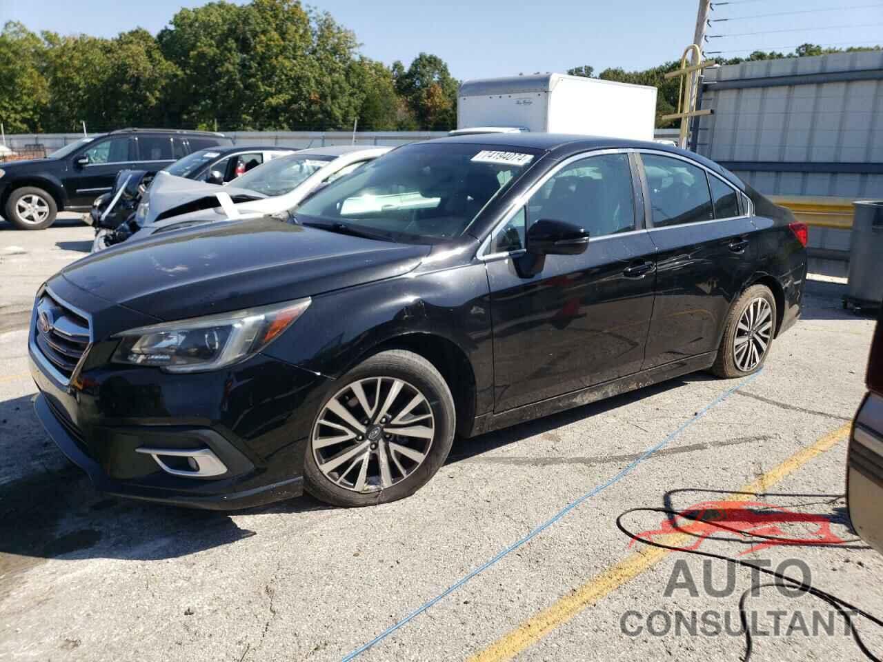 SUBARU LEGACY 2019 - 4S3BNAF68K3036841