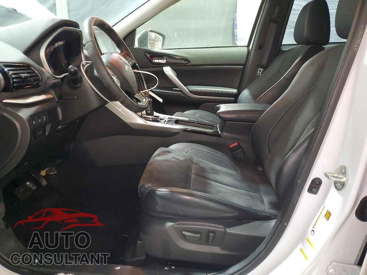 MITSUBISHI ECLIPSE 2025 - JA4ATWAA0SZ036849