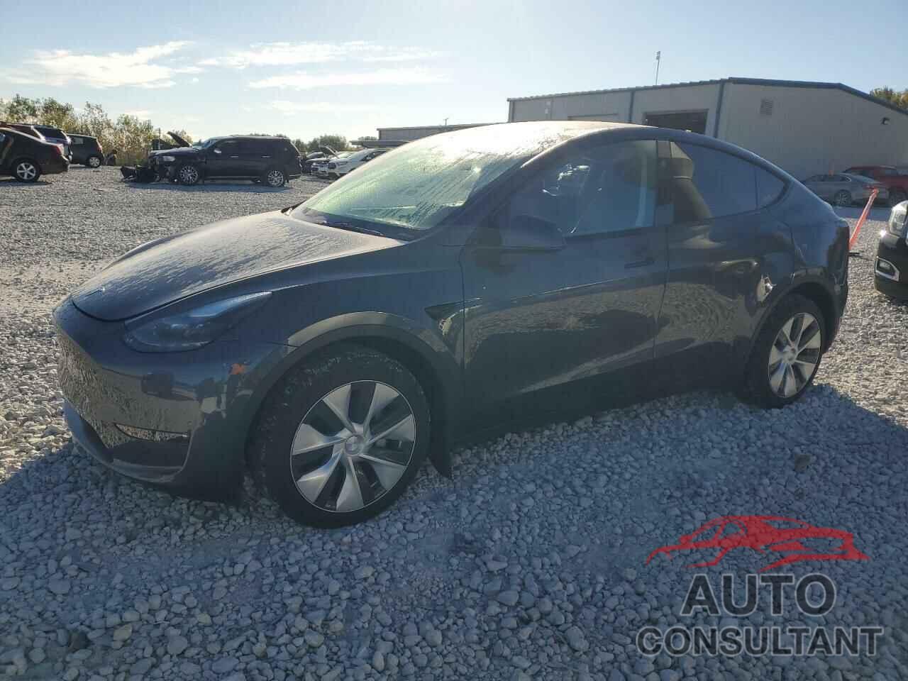 TESLA MODEL Y 2023 - 7SAYGAEEXPF979422