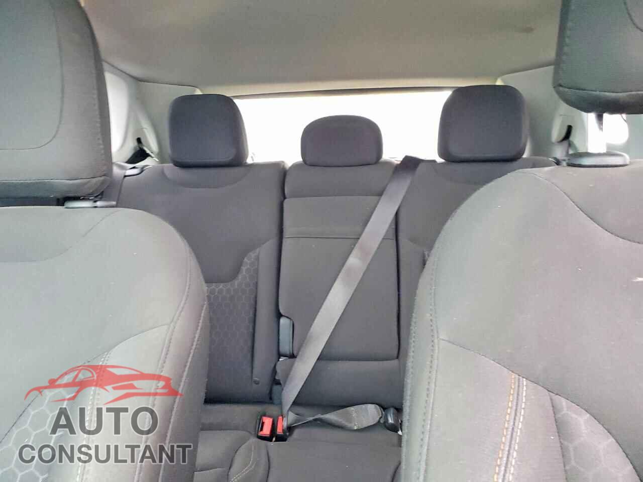 JEEP COMPASS 2017 - 3C4NJCAB0HT681991