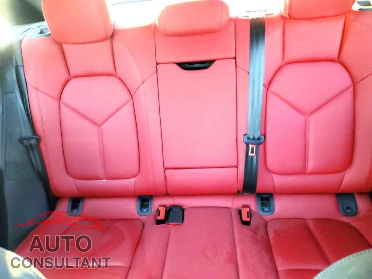 PORSCHE MACAN 2019 - WP1AA2A5XKLB02896