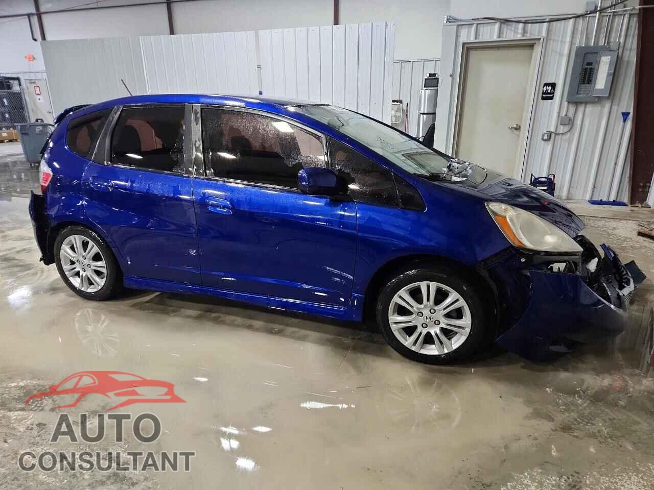 HONDA FIT 2011 - JHMGE8H56BC024155